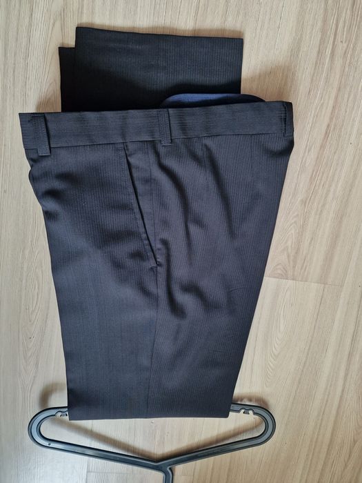 Sprzedam garnitur Hugo Boss