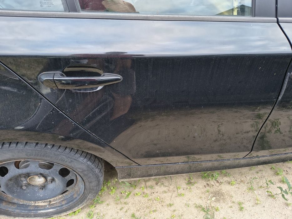 BMW e87 drzwi tył tylne prawe schwarz II 2