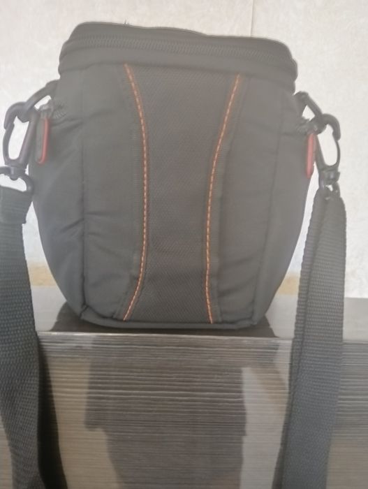 Сумка для фотокамери Case Logic DCB-304K б/у
