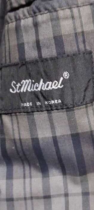 Плащ-тренч, пальто темного синего цвета