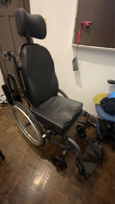 Cadeira de rodas premiun429169166328811522