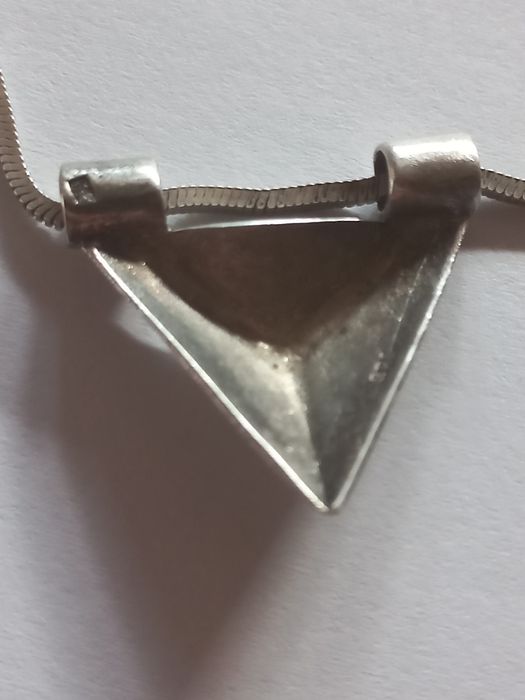 Srebrny łańcuszek z zawieszką- wyrób polski