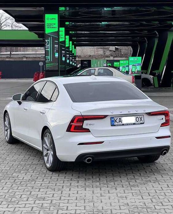 Volvo S60 Momentum 2020