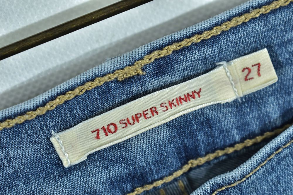Levis 710 Super Skinny Damskie Jeansy W27 L30