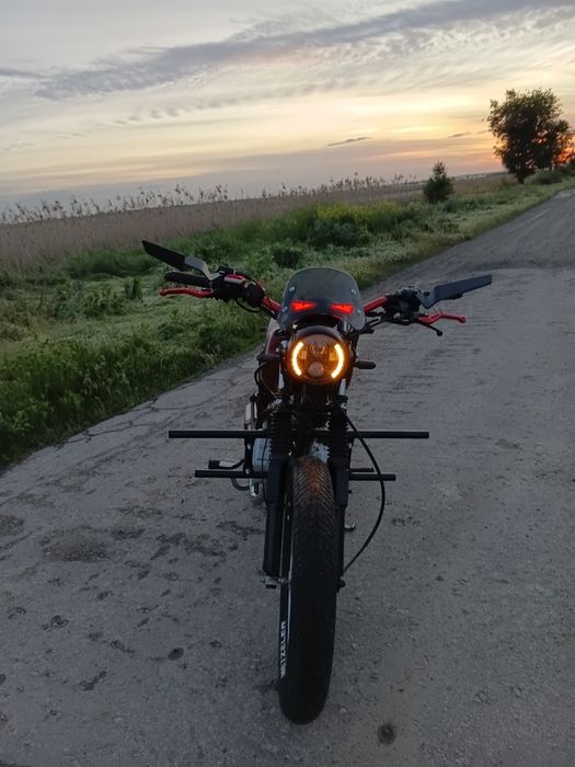 Продам мотоцикл ліфан фламе CG150 торг
