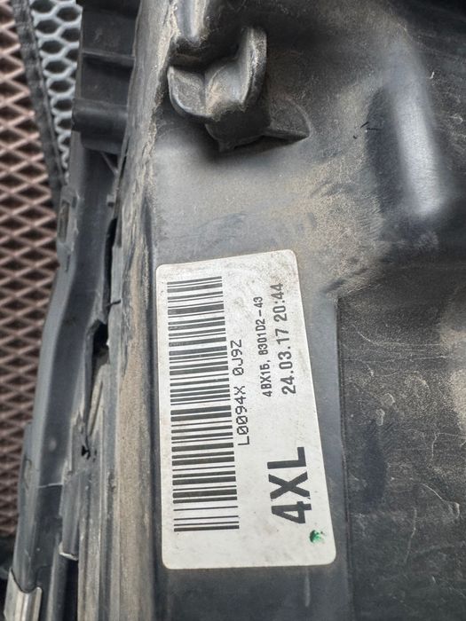 Фара ліва Mitsubishi Outlander 2016-2021 під запчастини