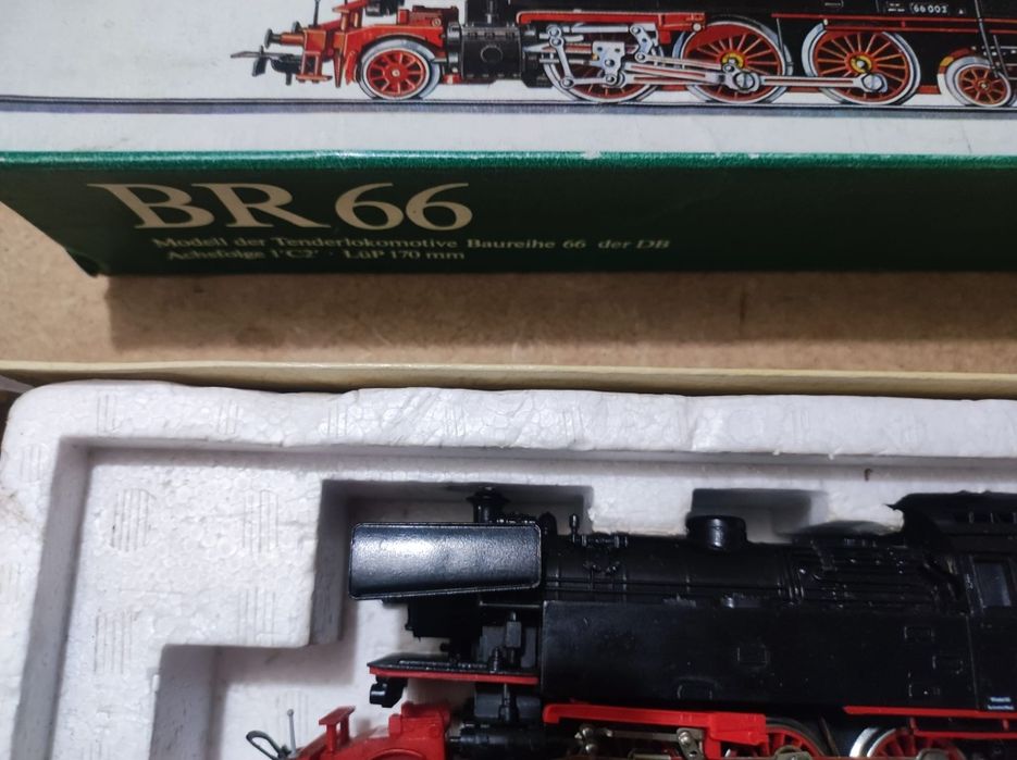 Lokomotywa kolekcjonerska parowóz H0 Piko sprawna stan bdb