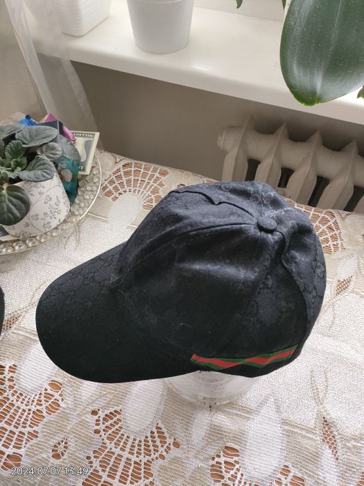 Czapki męskie lub młodzieżowe