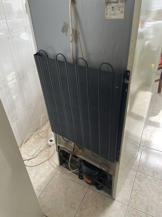 Arca Frigorifica Ariston de 210 litros