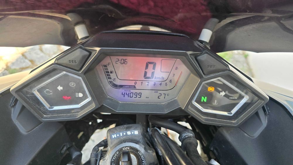 Mota Honda 750 cc NM4 VULTUS