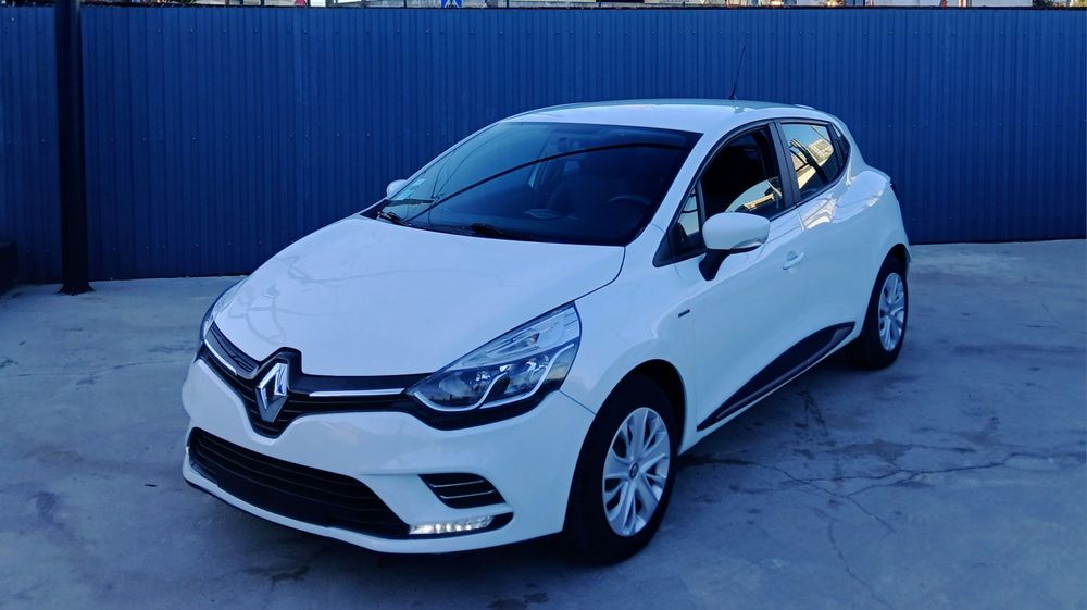 Renault clio 19.000 klms