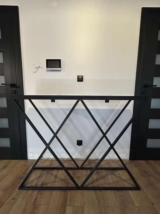 Sprzedam - Konsola/półka - wykonana na zamówienie przez stolarza ————-