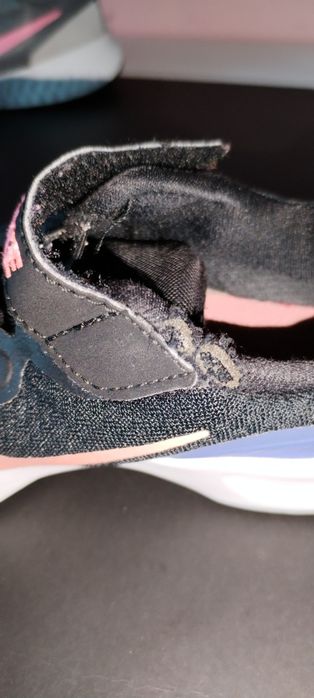 Adidasy Nike roz. 31