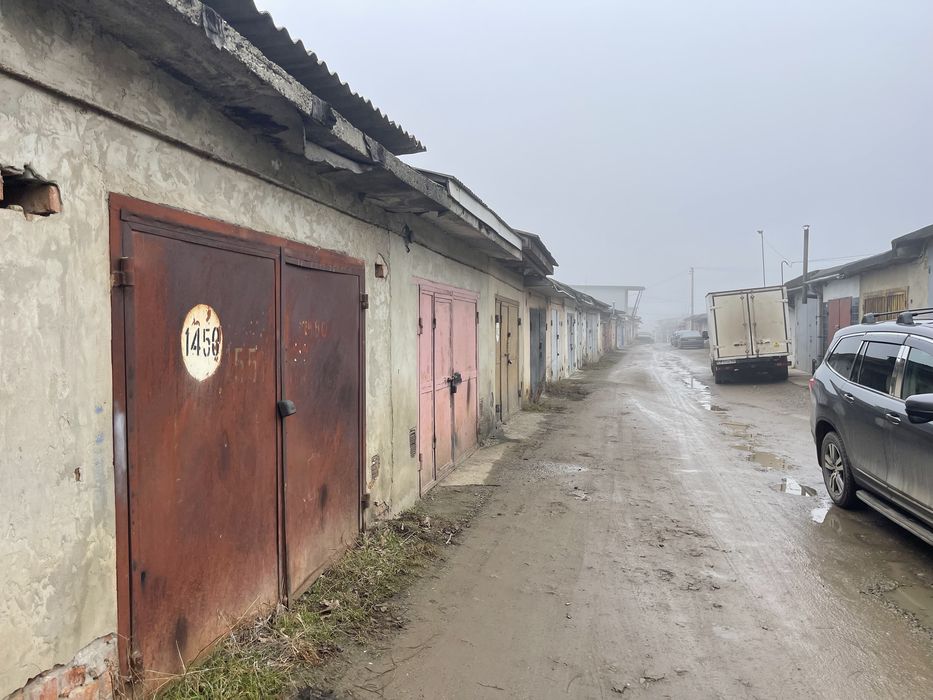 Продам гараж Південно кільцева місто Чернівці