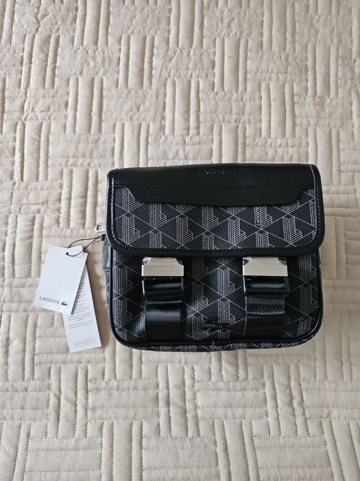 Bolsa tira colo lacoste novo com etiqueta e embalagem
