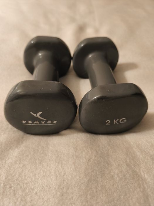 Halteres de ginásio da marca Domyos de 2kg cada