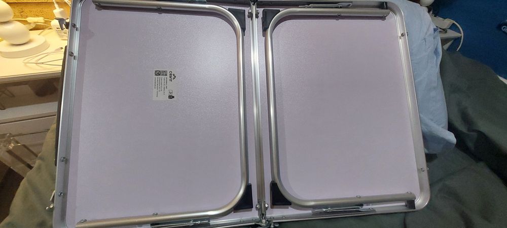 Mesa de camping de aluminio pequena