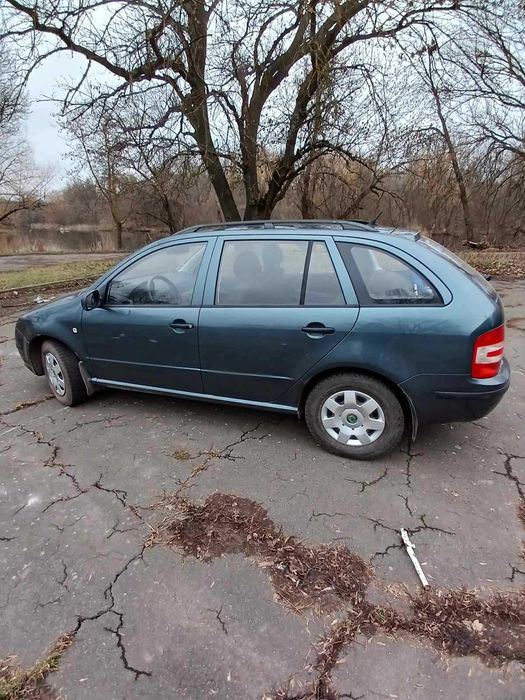 Автомобиль Scoda Fabia