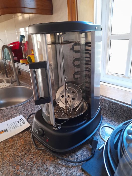 Griil elétrica rotativa para assar