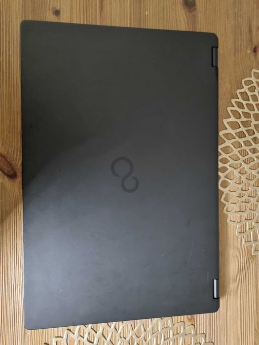 Laptop i5/8/256/15,6" DOTYKOWY FullHd windows 11 pro modem LTE