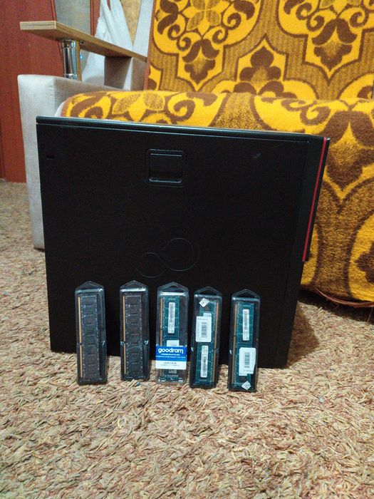 Комп Fujitsu Esprimo P720 E85+ Intel Core i5 -4570