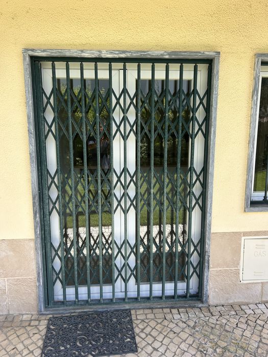 Grades lagartas de segurança