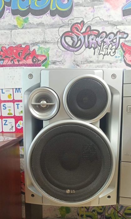 Продам муз. Центр/ Магнитофон LG: 1 450 грн. - Музичні центри Одеса на Olx