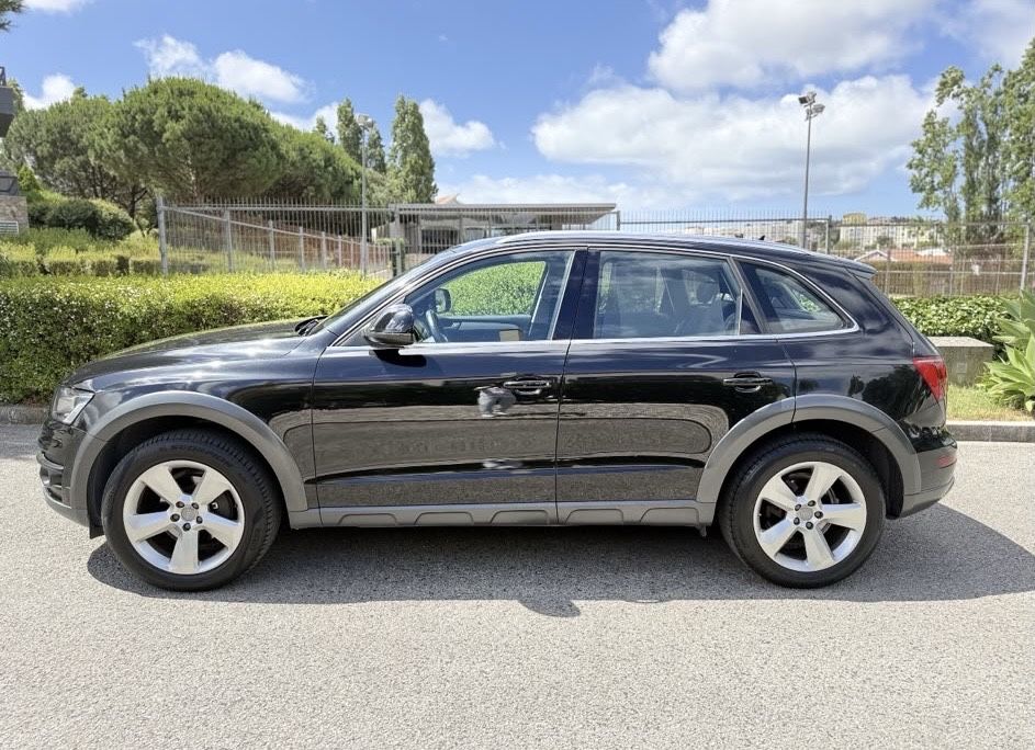 Audi Q5 2.0 TFSI quattro | 2009 | Pack Offroad | Caixa Automática — photo 5