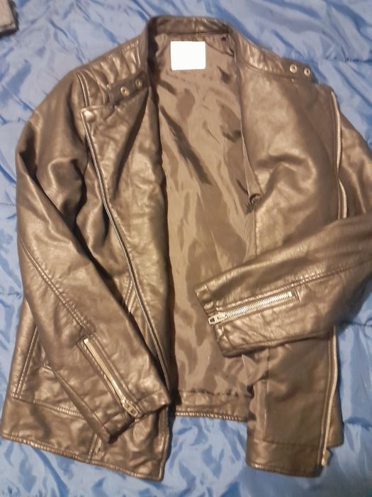 Casaco de couro preto