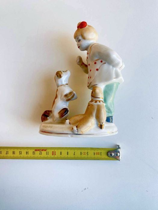 Статуэтка фарфоровая Дети