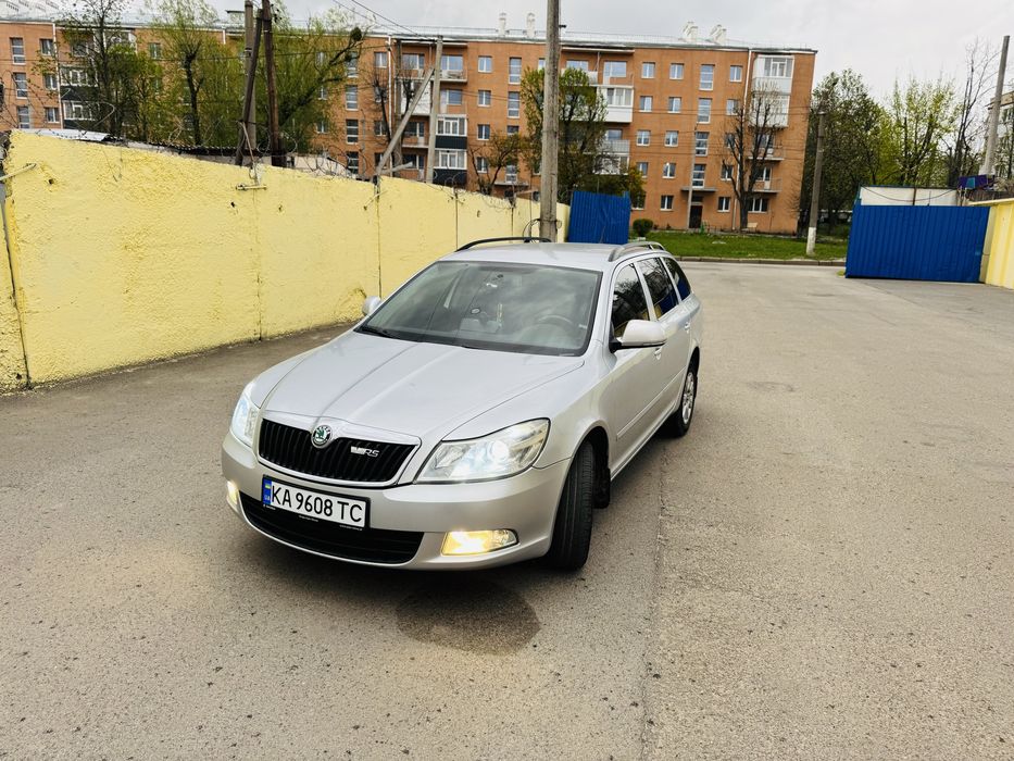 Skoda Octavia 2010 VIN TMBHE61Z9A2108062 фото оголошення 2 з 14