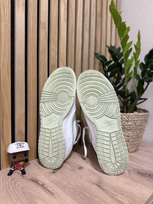 Nike Dunk Low White / Light Green кросівки