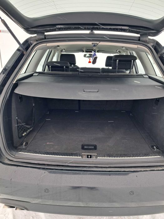 Sprzedam Audi A4B7 S-line