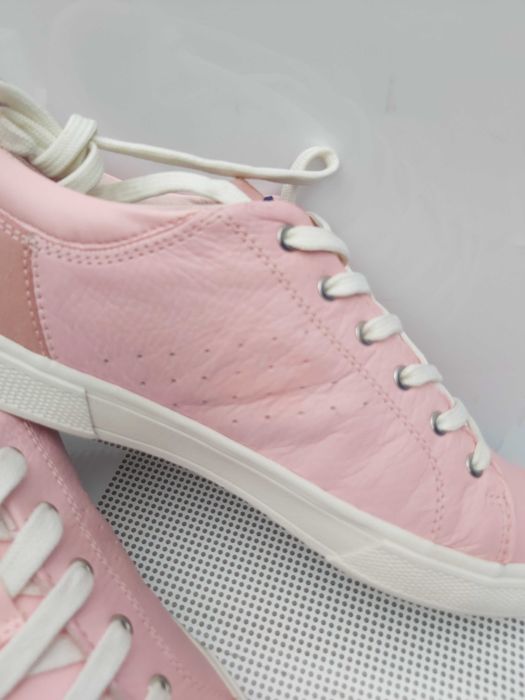 Nowe różowe tenisówki Helly hansen sneakersy trampki 40
