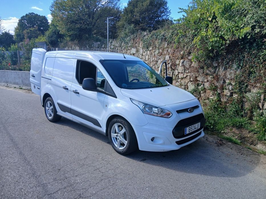 Ford connect impecável