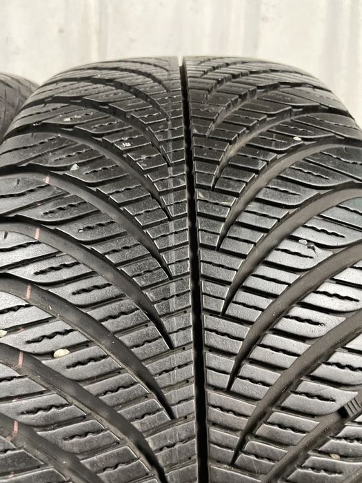 235/55R17 103V Goodyear Vector4Seasons Gen-2