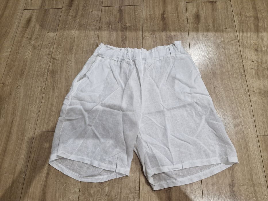 Szorty lniane białe