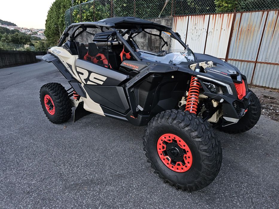 Bombardier can am maverick X3 RS Turbo rr Smartshocks.