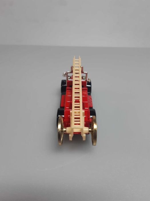 carro de bombeiro DAYS-GONE vintage