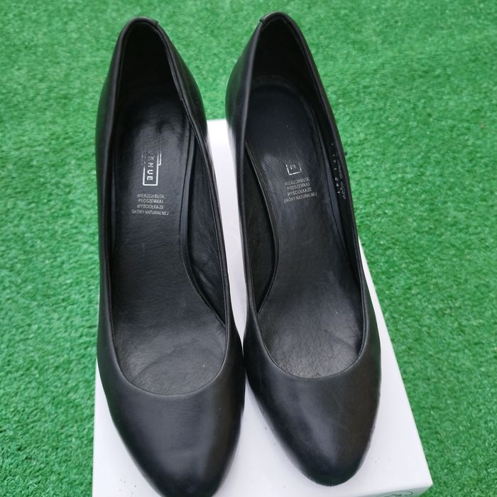Czarne skórzane szpilki 5th Avenue