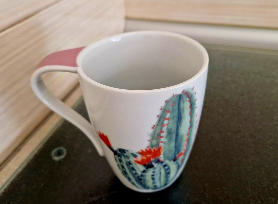 Caneca de porcelana Loja do Gato Preto