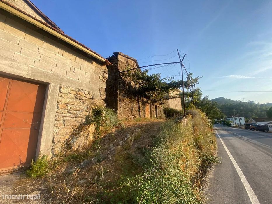 Moradia em Pedra de 1917 para Restauro | Lindoso, Ponte da Barca