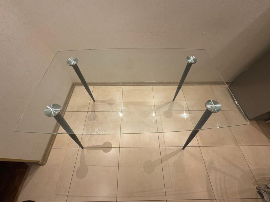 Стіл кухонний скляний