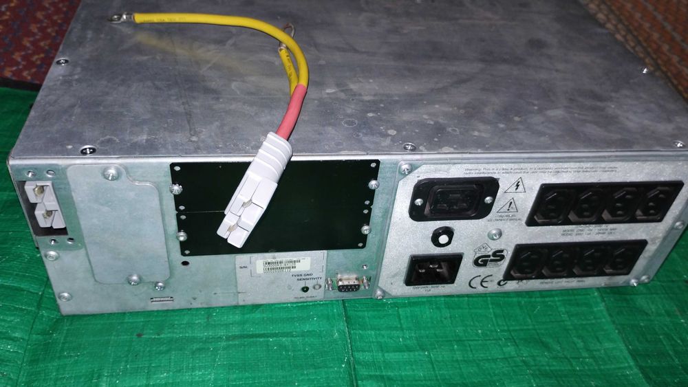 Безперебійник ДБЖ УПС APC Smart UPS 3000