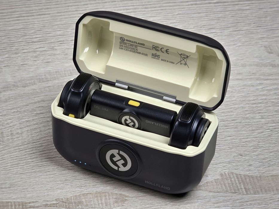 Радіосистема Hollyland Lark M2 Duo with Lighting Plug для iPhone/iPad