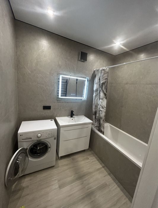 2 кімнатна  Перша здача!!