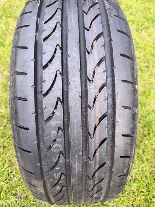 Opona NEXAN 215/50/17