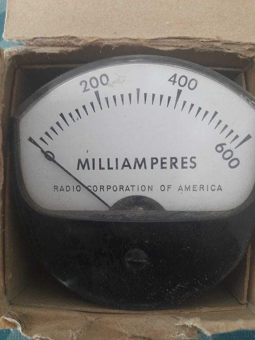 Instrumento de medida de miliamperes vintage
