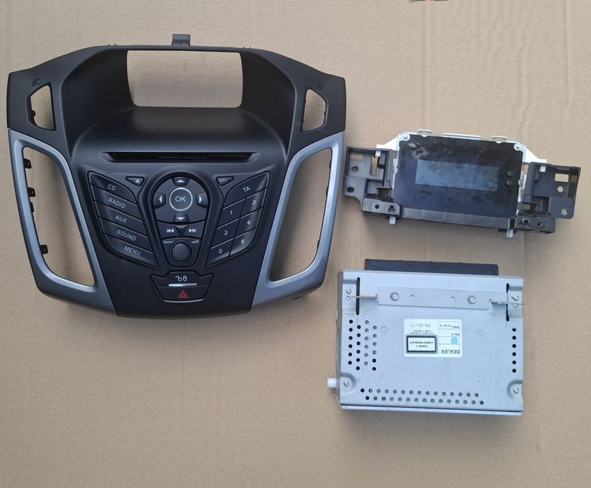 Radio do Ford focus mk3 (panel z przyciskami, wyświetlacz,  odtwarzacz)