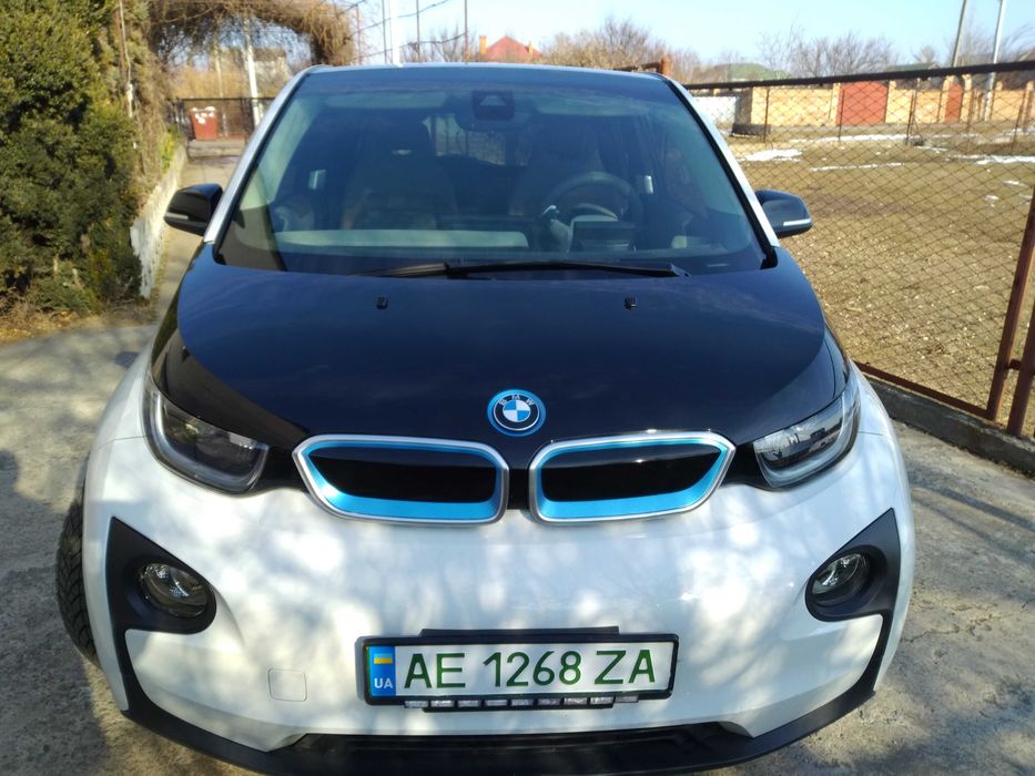Електромобіль BMW i3